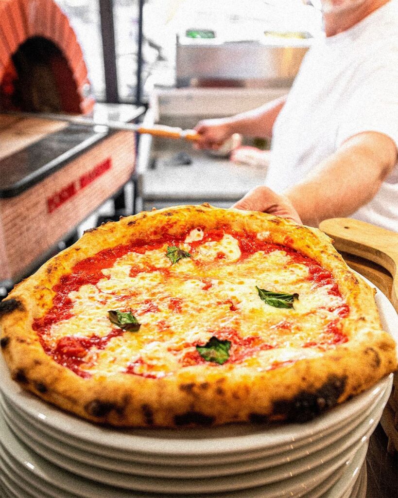 Neapolitan pizza as por Disciplinary AVPN