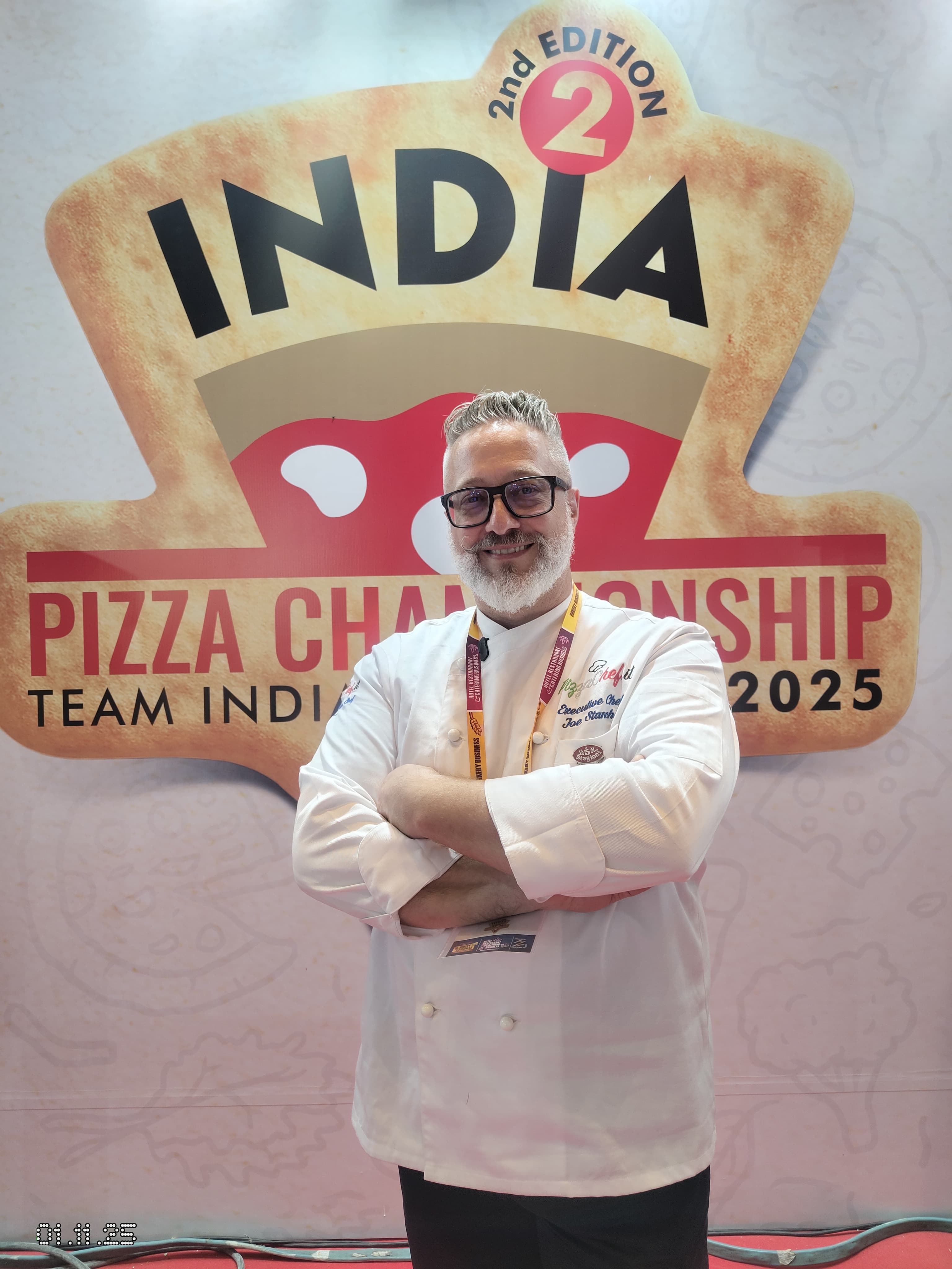 Italian pizza consultant Chef Joe Stanchi judging pizzas at India Pizza Championship 2025 in Mumbai